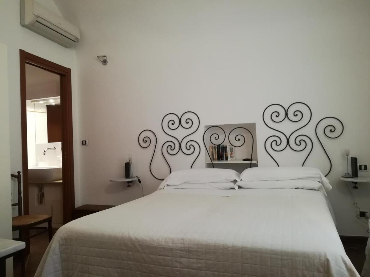 Casa Norida Bed and Breakfast Bordighera Eksteriør billede